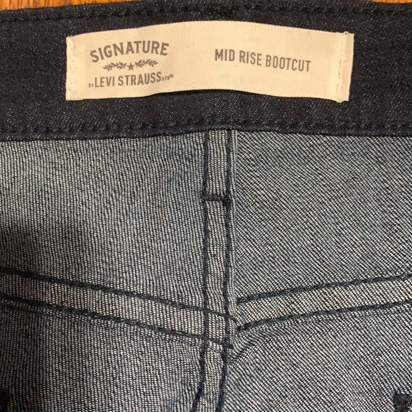 🆕Signature Levi Strauss Ladies Jeans - Picture 11 of 15